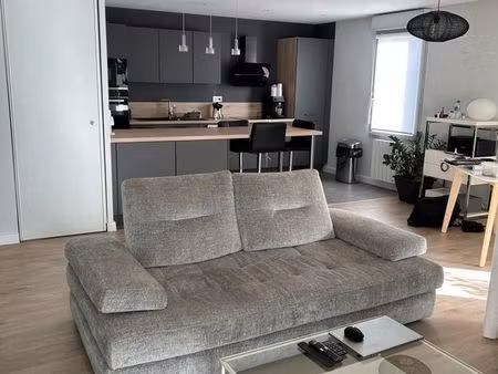 appartement t2 oullins centre avec garage