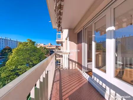 appartement 5 pièces 121 m²