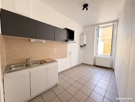 appartement 1 pièce 28 m²
