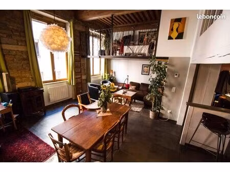 appartement canut t3 rénové avec charme (2 chambres)