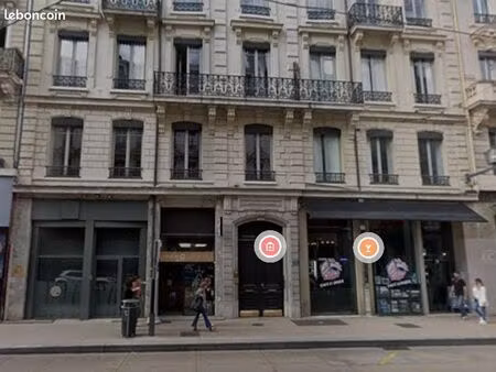 bureaux 118 m²