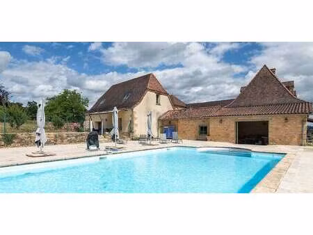 maison avec piscine et terrasse saint-médard-d’excideuil (24)