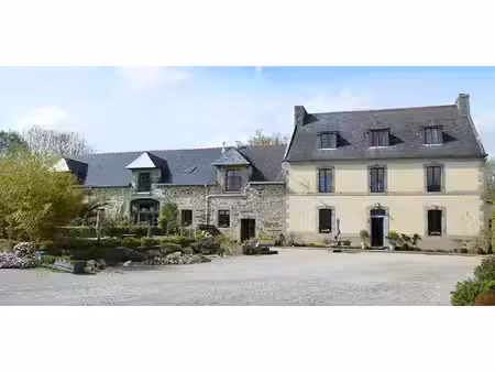 corps de ferme avec jardin cast (29)