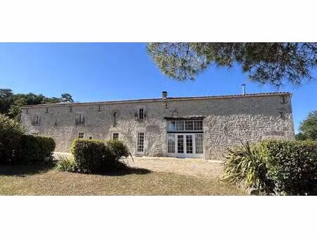 maison avec piscine fougueyrolles (24)