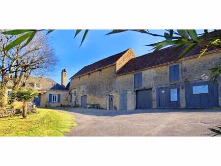 maison avec piscine et jardin sarlat-la-caneda (24)