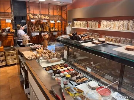 beau fonds de commerce boulangerie-patisserie-traiteur 180m2 – lyon 6e