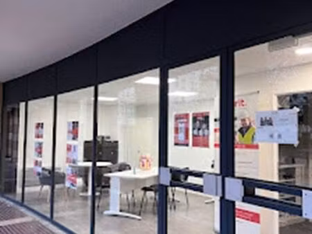 local commercial 131 m² lyon