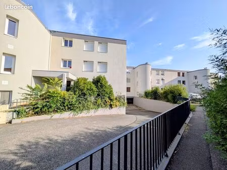 appartement 3 pièces 88 m²