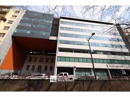 bureaux 336 m²