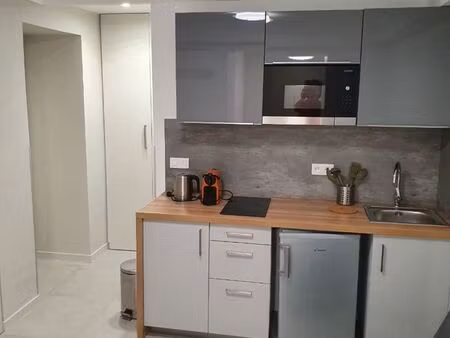belle maison comprenant plusieurs logements proche mer