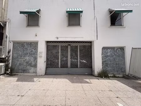 local commercial 135 m² nice