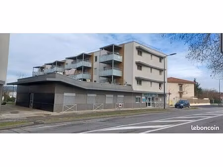 romans-sur-isère – local professionnel 617 m²
