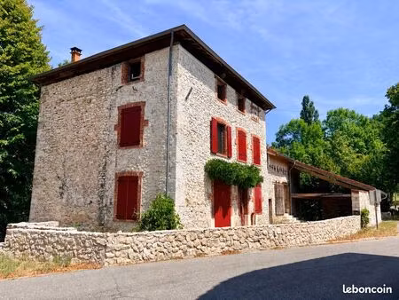 ? à vendre – maison de 180 m² à rochechinard