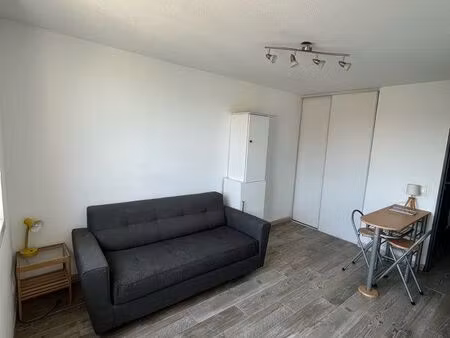 appartement t1 timone