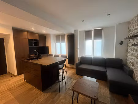 appartement 2 pièces meublé à louer au centre-ville de saint-germain-en-laye
