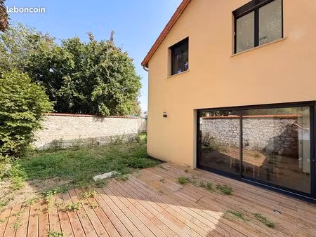 maison 3 pièces 73 m²
