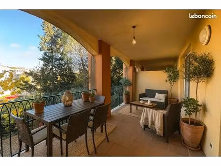 appartement 3 pièces 70 m²