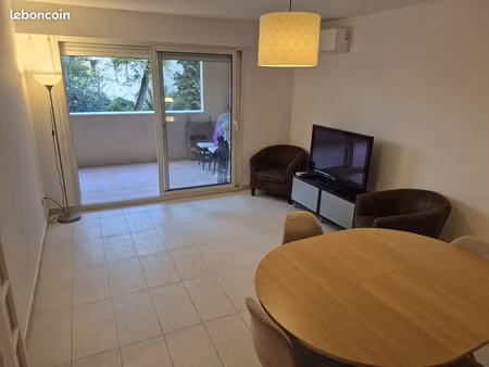 location étudiant 2 pièces meublé cimiez