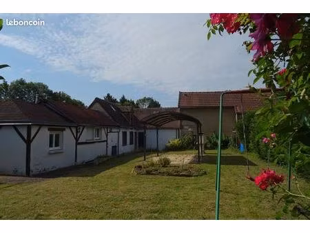 maison de village 4 pièces 77 m²