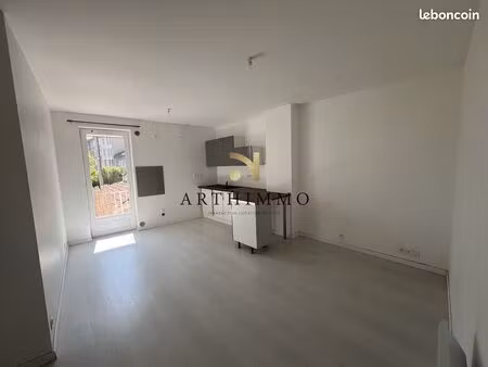 appartement 3 pièces 42 m²