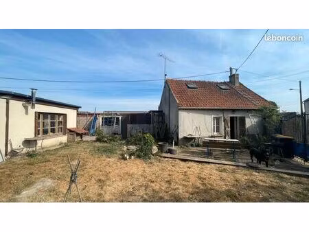 maison 2 pièces 131 m²