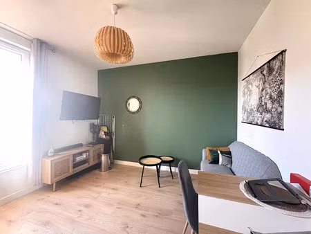location meublée appartement 2 pièces 22.1 m² à la garenne-colombes (92250)  1 015 €