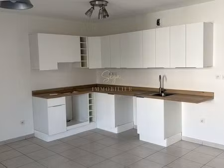 appartement 4 pièces 77 m²