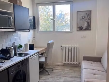 appartement 1 pièce 14 m²