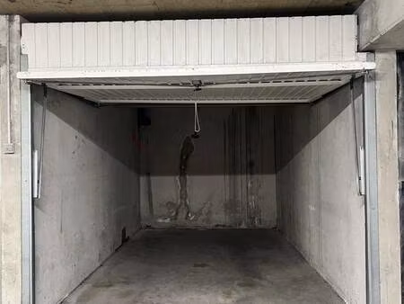 parking à louer