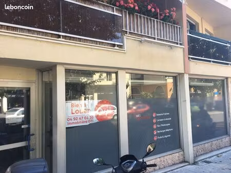 local commercial 226 m²