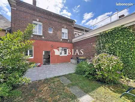 maison de ville 4 pièces 104 m²