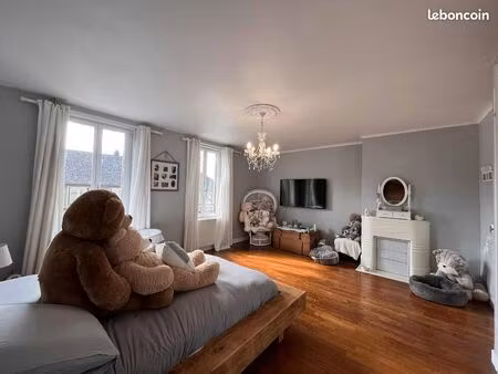maison 215 m2