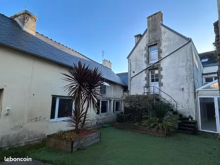 maison 9 pièces 320 m²