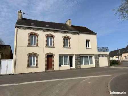 maison 8 pièces 209 m²