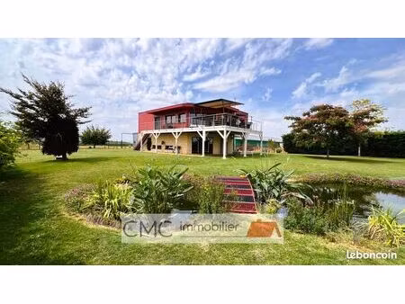 villa 5 pièces 200 m²