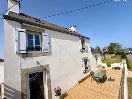 maison 3 chambres   vue mer   jardin clôturé