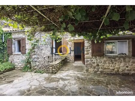maison de village 5 pièces 85 m²