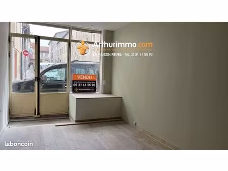 local commercial 28 m² revel