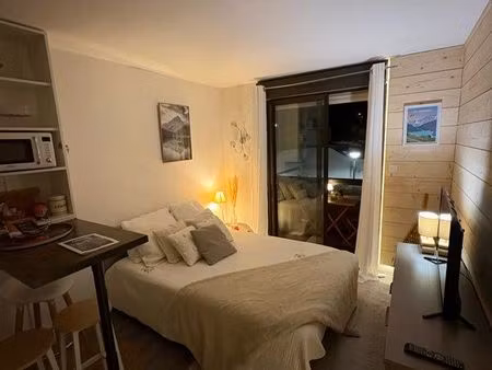 à louer – appartement meublé 20 m² – hyper centre de luchon
