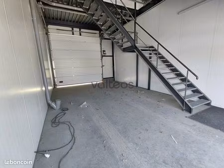 local d'activite 121 m² toulouse