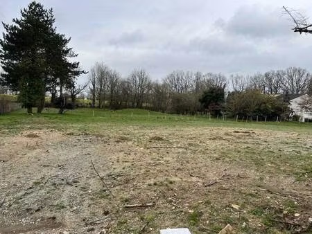 terrain constructible viabilisé à vendre
