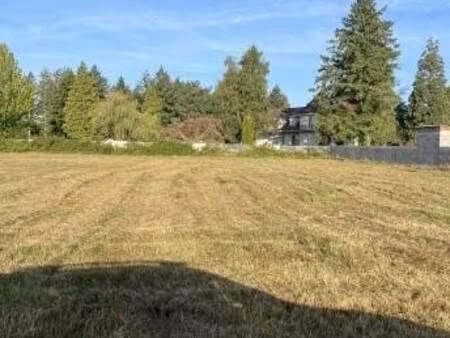 terrain constructible viabilisé à vendre