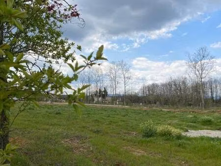 terrain constructible viabilisé à vendre