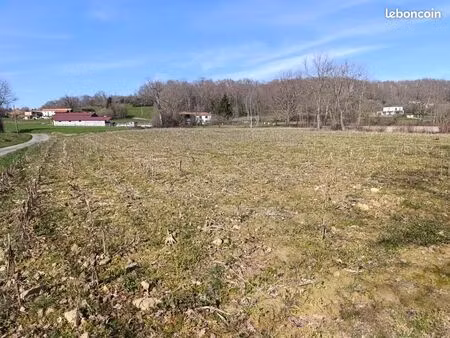 terrain 6 758 m² les tourreilles