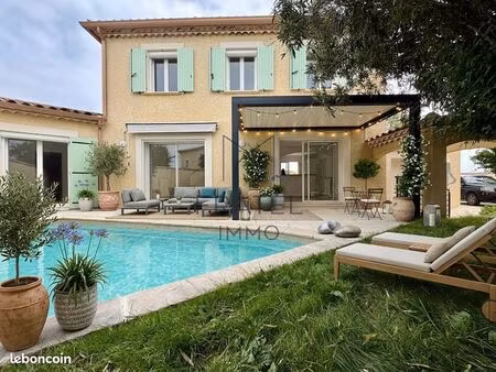 villa 6 pièces 133 m²