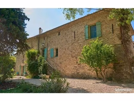 belle propriété proche avignon
