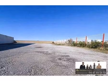 propriété commerciale à vendre