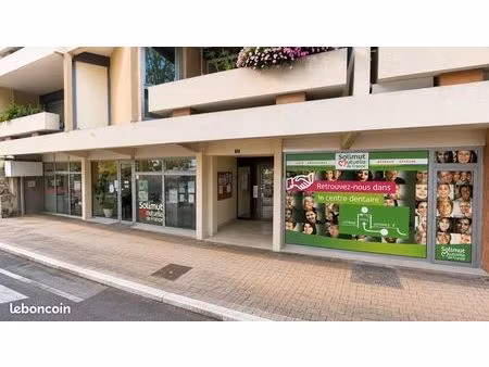bagnols-sur-cèze – ensemble de locaux professionnels – 401 m²