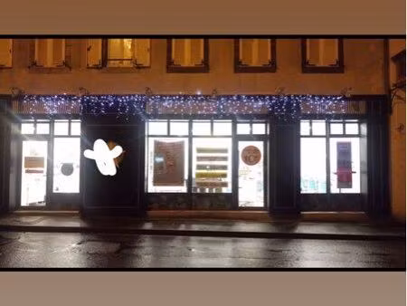 vends mur commerciaux