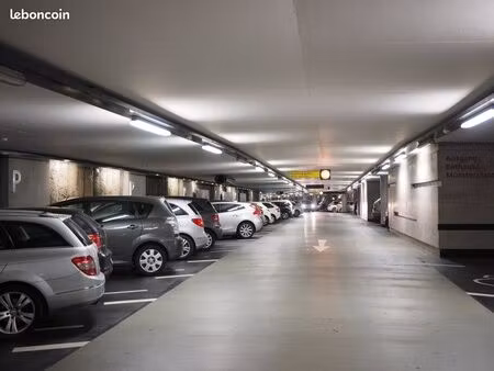 place de parking car place